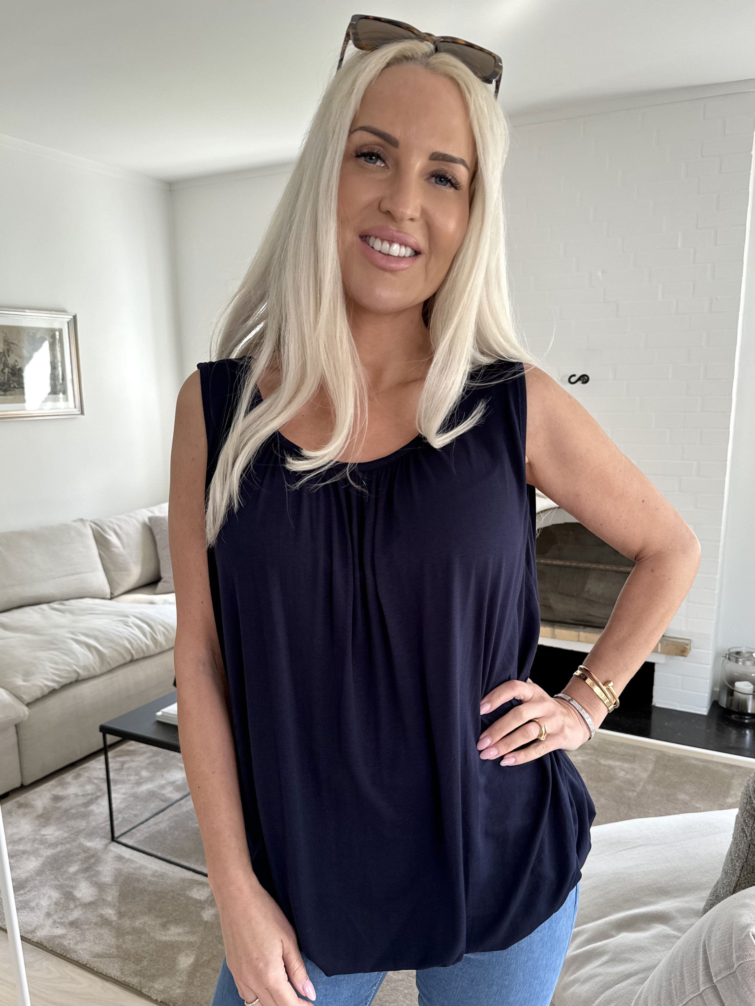 Miracle top - Basis top med elastik forneden (bestseller)